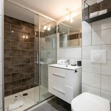 Colette Mezzanine - 500m From The Apartamento Cannes