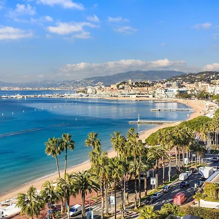 Colette Mezzanine - 500m From The شقة كان